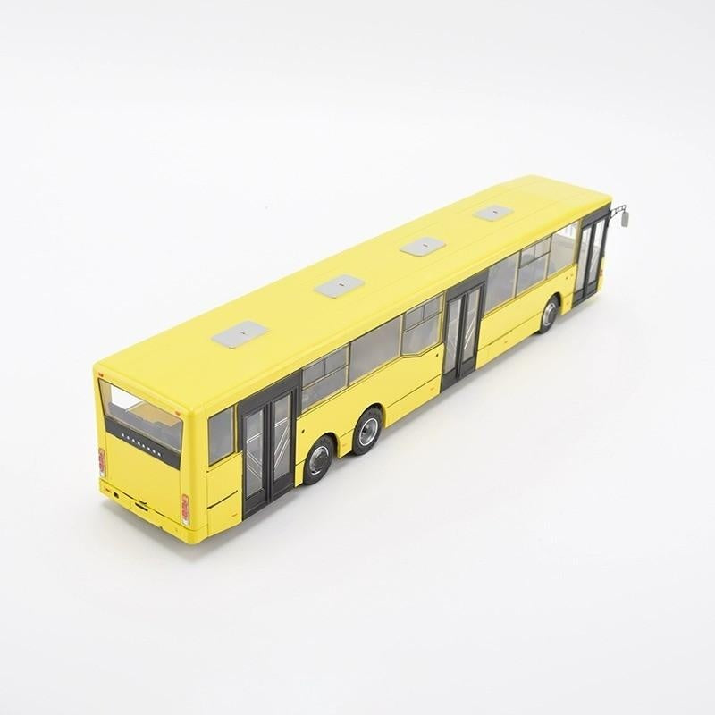1:43 Volzhanin 6270 Modimio Yellow ABS Model