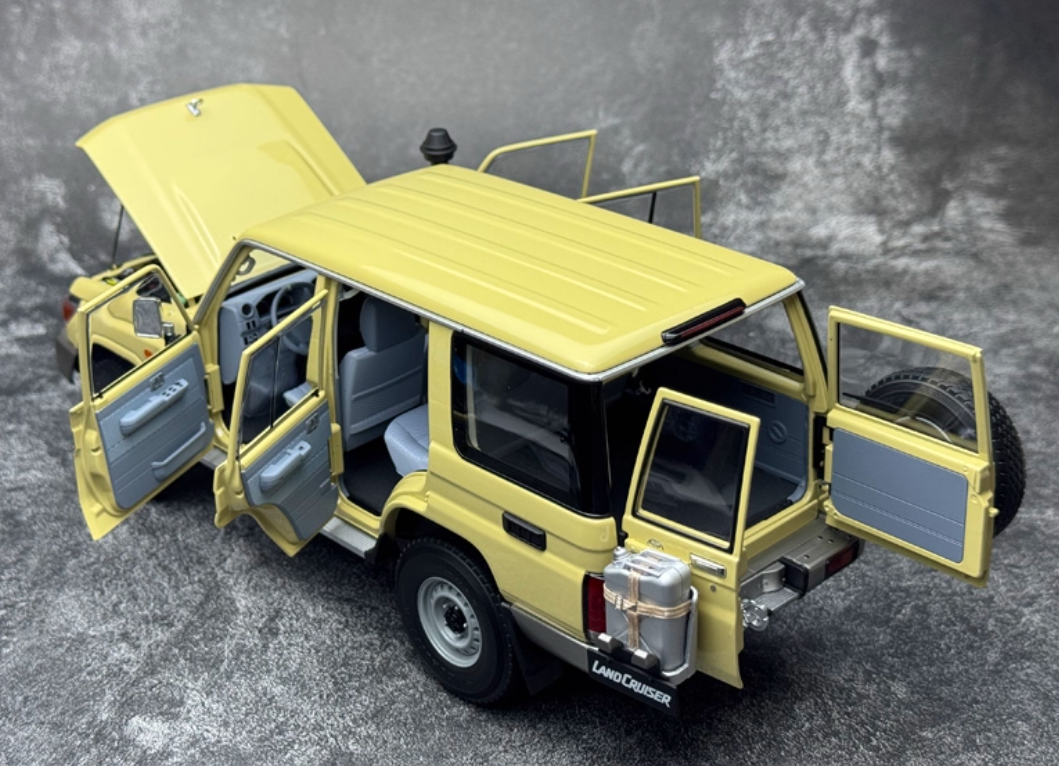 Almost Real Toyota LC76 2017 Land Cruiser beige 1:18 Car Pre-built Model view13