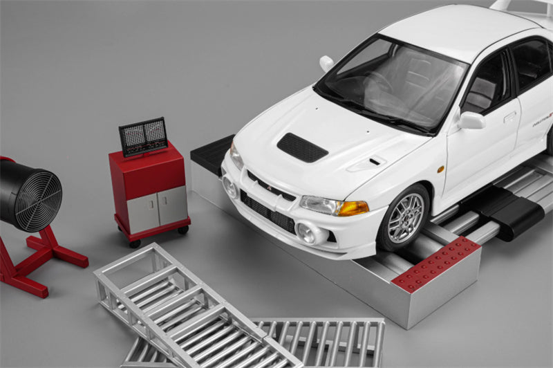 1:18 Mitsubishi Lancer Evolution IV GSR Scotia White W / Dyno MOTORHELIX Limited Edition 999PCS ONLY DIECAST Model