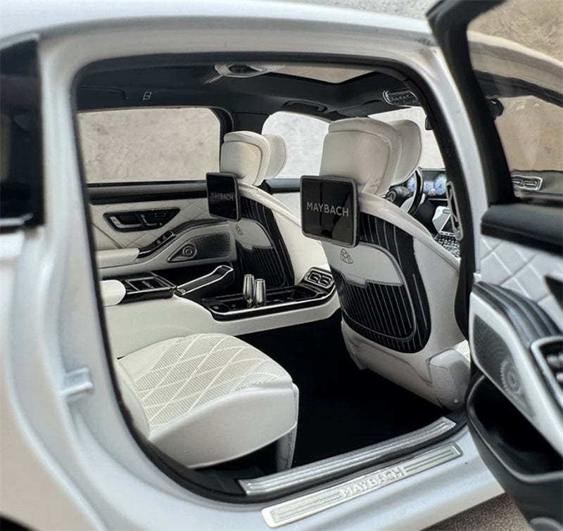 1:18 Mercedes Maybach S680 2021 White - Black Wheel Almost Real DIECAST Model