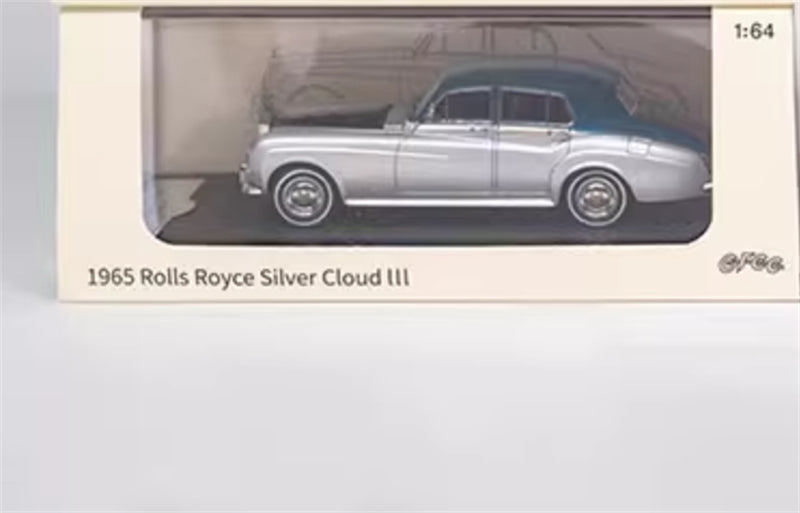 GFCC 1965 Rolls Royce Silver Cloud III classic car Blue Silver Double LHD 1:64 car Pre-built Model view6