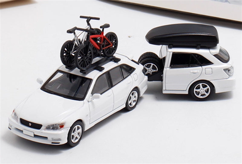 Mortal TOYOTA ALTEZZA GITA IS200 Exhibition HEC Limited White - Set Limited Edition 1:64 Car Pre-built Model view9