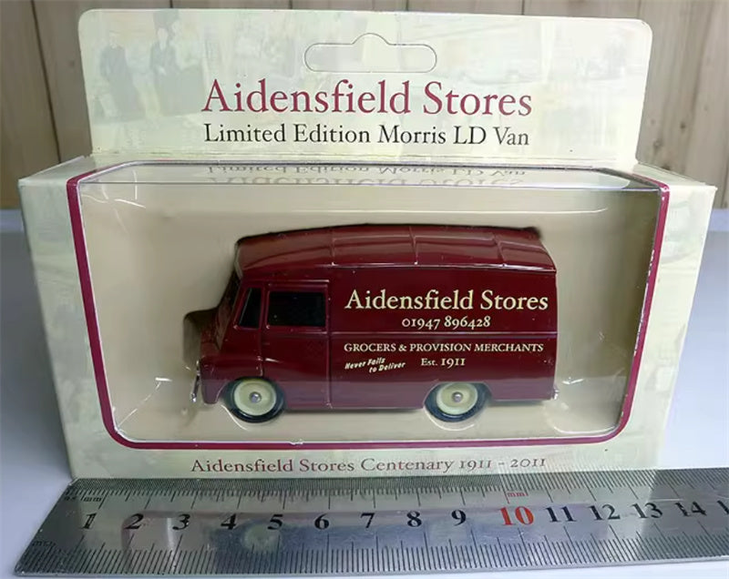 CORGI Aidensfield Stores Limited Edition Morris LD Van wine red 1:76 Truck Pre-built Model