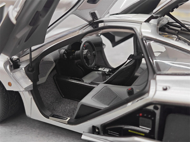 LCD-MODELS McLaren Racing XP5 Silver 1:18 car Pre-a Model