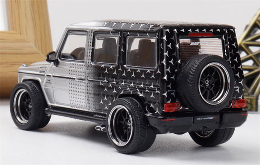 LeManFang Mercedes Benz G63 spare tire modification Starry Silver 1:64 Truck Pre-built Model view2