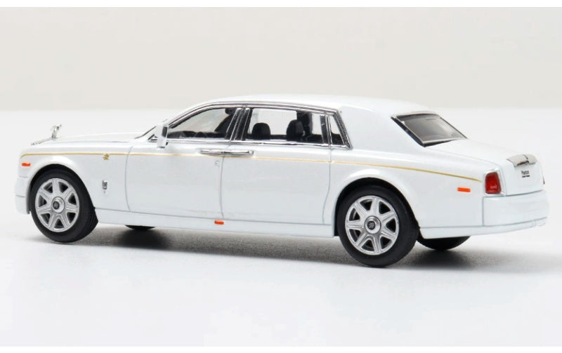 1:64 ROLLS-ROYCE Phantom VII White gold waistline SW DIECAST Model