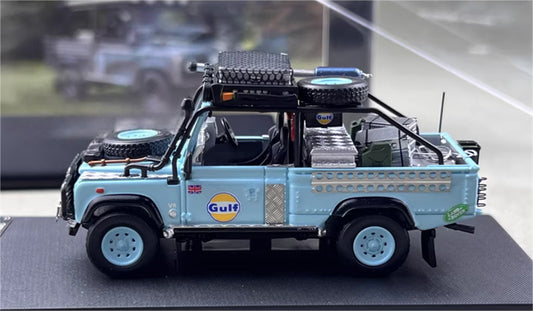 SW Land Rover Defender 110 GULF Limited Edition 499PCS ONLY 1:64 car Pre-built Model view2