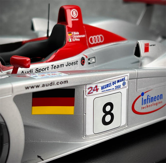 1:18 Audi R8 2000 Spark Le Mans Resin Car Model view2