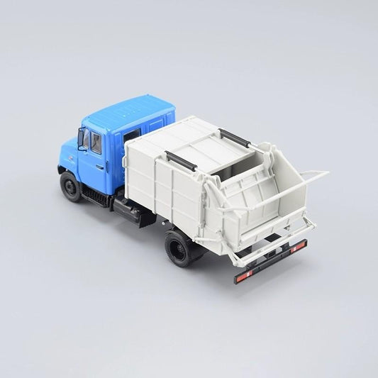 1:43 KO-442 Modimio ABS Model