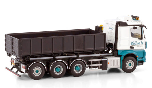 WSI AROCS MP4 2.300MM CLASSIC WITH 8X4 Blokland bv 1:50 Model