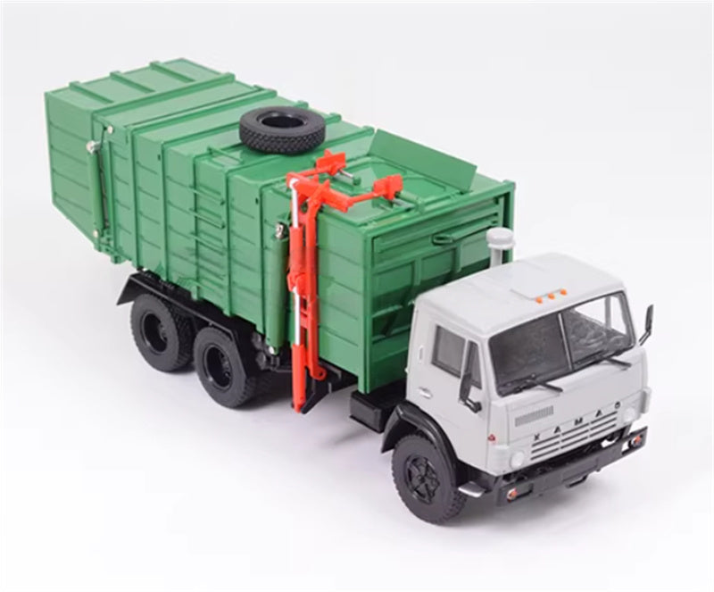 Modimio Soviet Kamaz KO-415A (53213) sanitation truck 1:43 Truck Pre-built Airliner Model Display view5