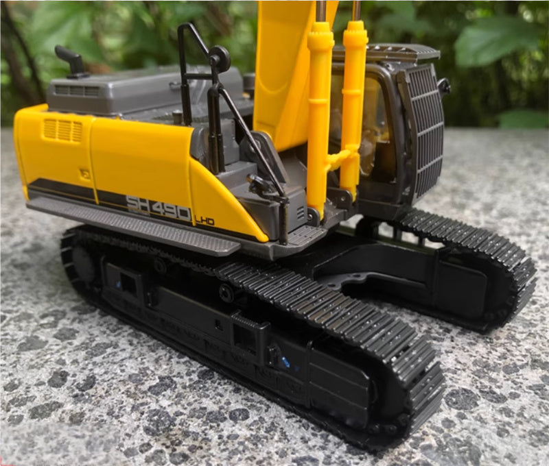 SUMITOMO SH490LHD-6 Excavator 1:50 Truck Pre-built Model