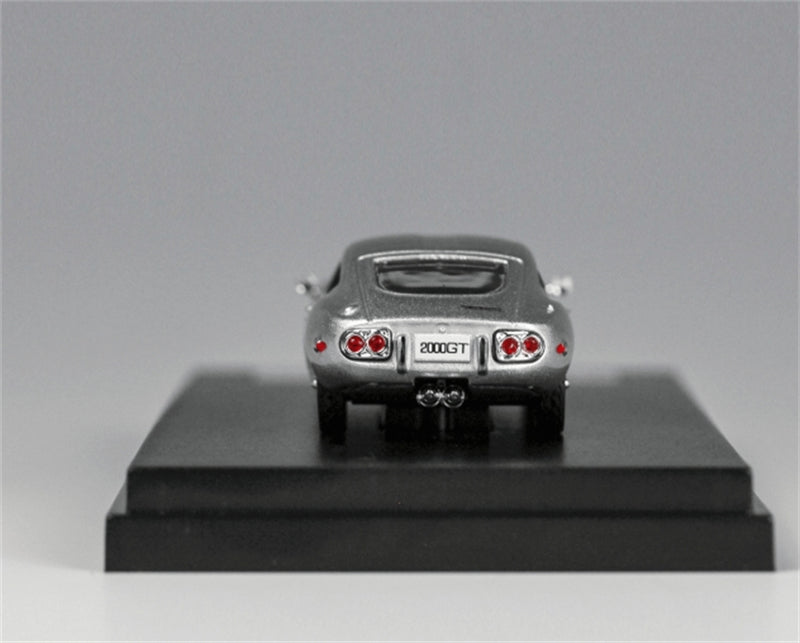 LCD-MODELS TOYOTA 2000GT Silver Vintage Car 1:64 car Pre-built Model view6