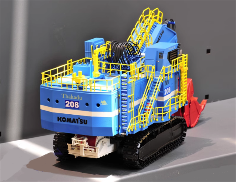 BYMO KOMATSU Excavator PC8000-6 Electric Shovel "Jwaneng" 1:50 Truck Pre-a Model