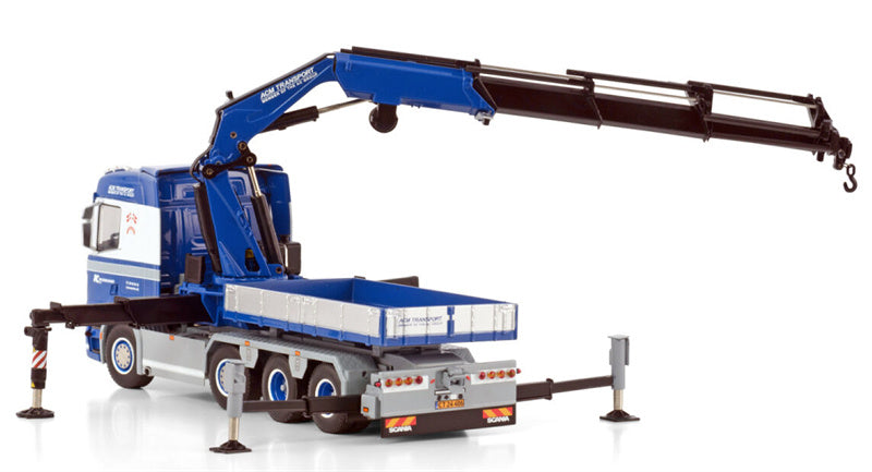 WSI SCANIA R NORMAL CR20N 8X2 TAG AXLE FASSI 1100 + BALLAST BOX AC Mejerimaskiner ACM Transport 1:50 Model