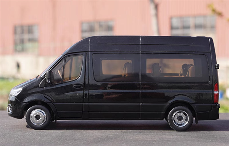 Yutong Tianjun V6 Light Bus New Energy Obsidian Black 1:24 Bus Pre-built Model