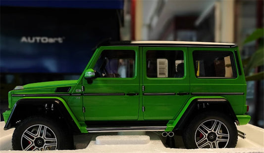 Autoart Mercedes Benz G500 4×4² Green 1/18 DIECAST CAR