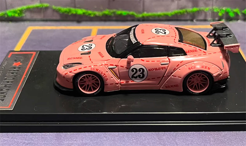 Oldtime Model Nissan GTR R35 LB PERFORMANCE wide body modification Pink Pig 23# 1:64 Car Pre-built Airliner Model Display view6