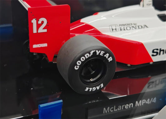 1:18 McLaren MP4/4 1988 Red white Amalgam Resin Car Model view2