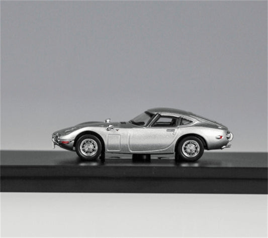 LCD-MODELS TOYOTA 2000GT Silver Vintage Car 1:64 car Pre-built Model view2