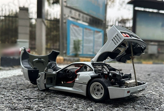 KYOSHO F40 Ferrari Car White 1:18 DIECAST CAR