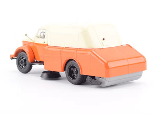 StartScaleModels Soviet Moscow PU-20 (GAZ-51A) Road Cleaning Truck 1:43 Truck Pre-built Airliner Model Display view2