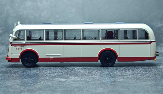 Beijing Public Transport Skoda 706RO single machine 5 Route 1:64 Bus Pre-built Model view2