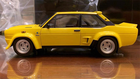 Kyosho Fiat 131 Abarth Wide tire yellow 1:18 Car Pre-built Model view2