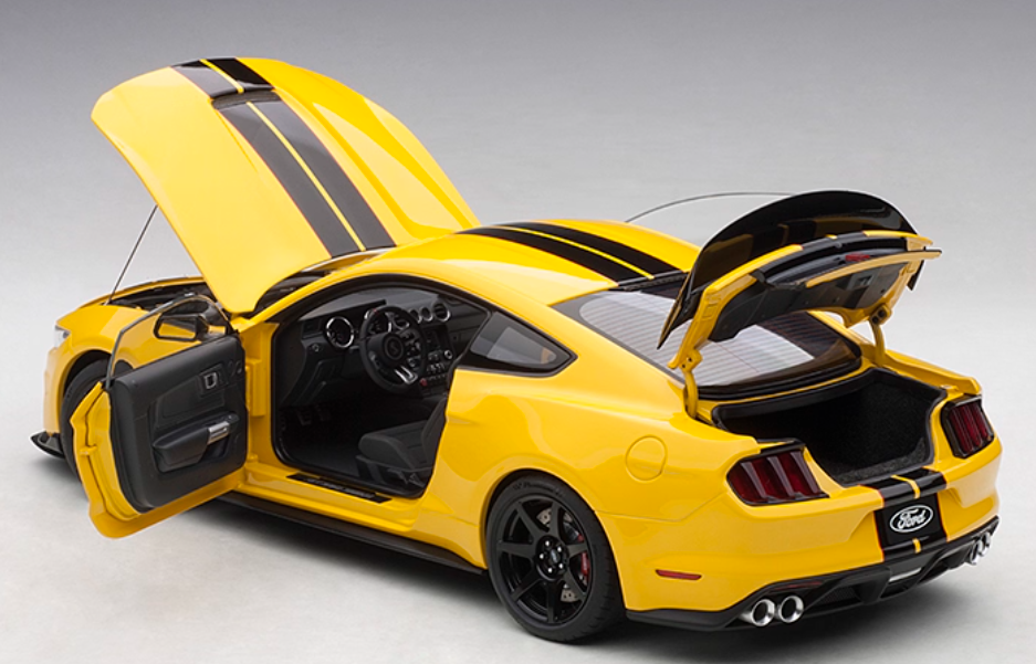 AUTOART Ford GT350R Mustang Yellow 1:18 Car Pre-built Model view9