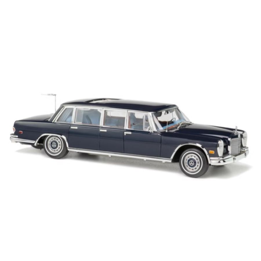 CMC Mercedes Benz 600 Pullman with Skylight Edition King of Rock Special Edition Blue hardtop 1:18 DIECAST Car