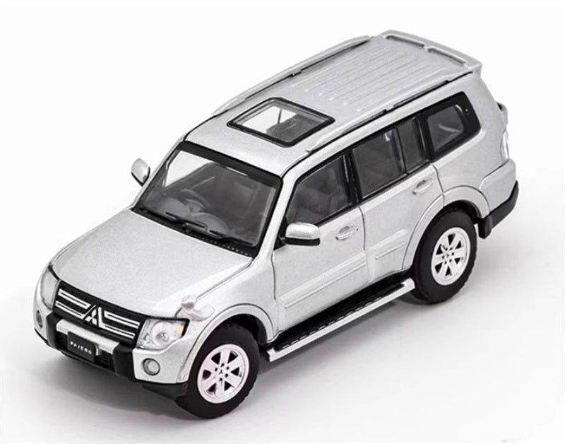 Shadow pro Mitsubishi Pajero V97 SUV 2008 Classic Edition silver right hand drive 1:64 Car Pre-built Model view1