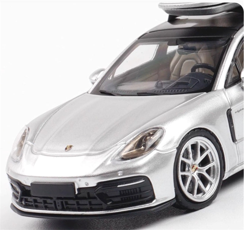 Rhino Model Porsche Panamera Hunting Edition Limited Edition 699PCS ONLY Silver - Comes with luggage 1:64 Car Pre-built Model view10