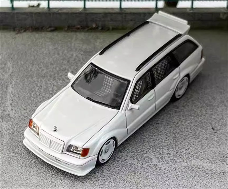 Mortal Mercedes Benz E-Class E300 station wagon S124 White HEC Exhibition Edition Limited Edition 1:64 Car Pre-built Model view5