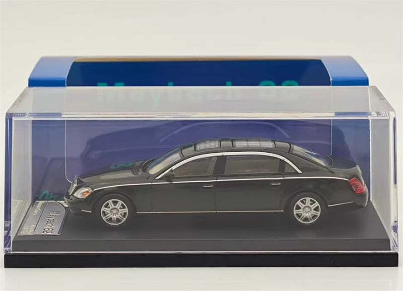 Stance Hunters Mercedes Maybach 62 Extended Edition Black Limited Edition 999PCS ONLY 1:64 Car Pre-built Model view6