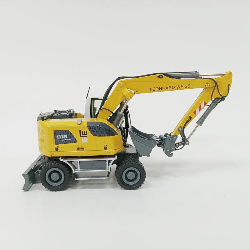 NZG Liebherr A918 Compact LEONHARD Wheeled Excavator 1:50 Truck Pre-built Model
