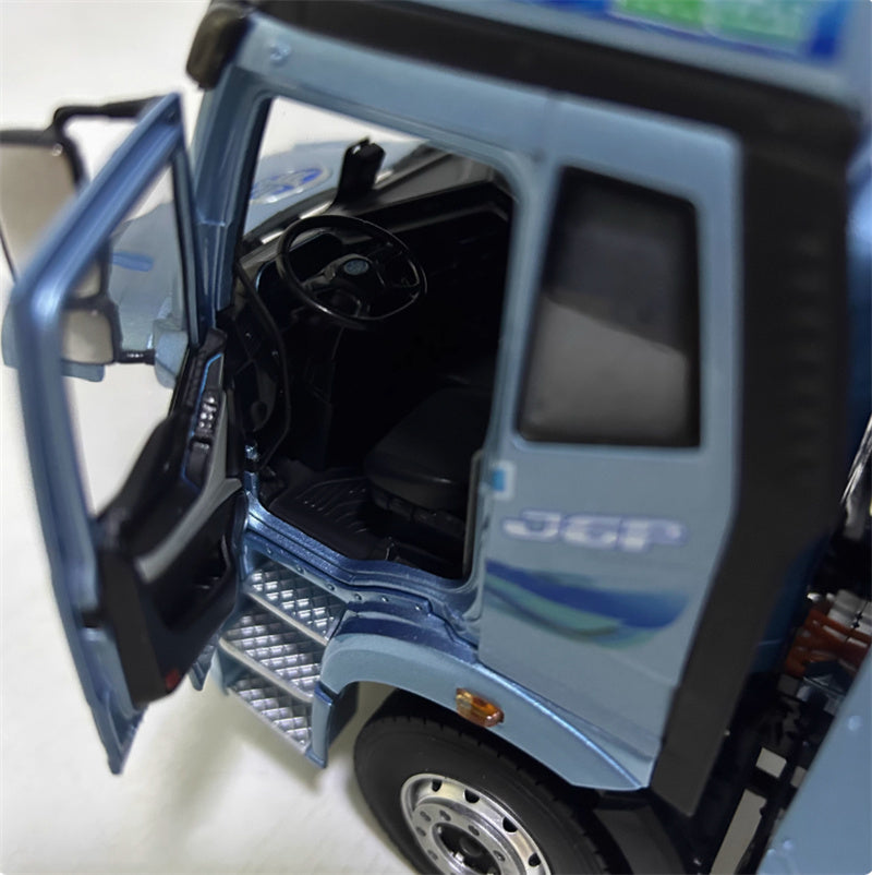 FAW J6 Lantu New Energy Tractor Truck 1:24 Truck Pre-built Model
