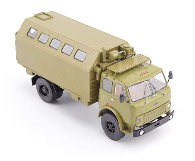 StartScaleModels KM-500 (MAZ-5334) Soviet military transit truck 1:43 Tank Pre-built Airliner Model Display view5