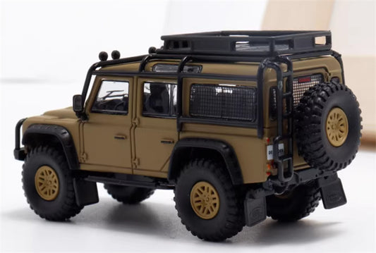 Master & Decode Land Rover Defender 110 4X4 modified military green yellow 1:64 Car Pre-built Airliner Model Display view2