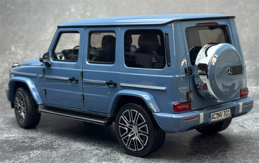 1:18 Mercedes-Benz G500 Classe 2024 Black - with luggage rack NOREV DIECAST Model