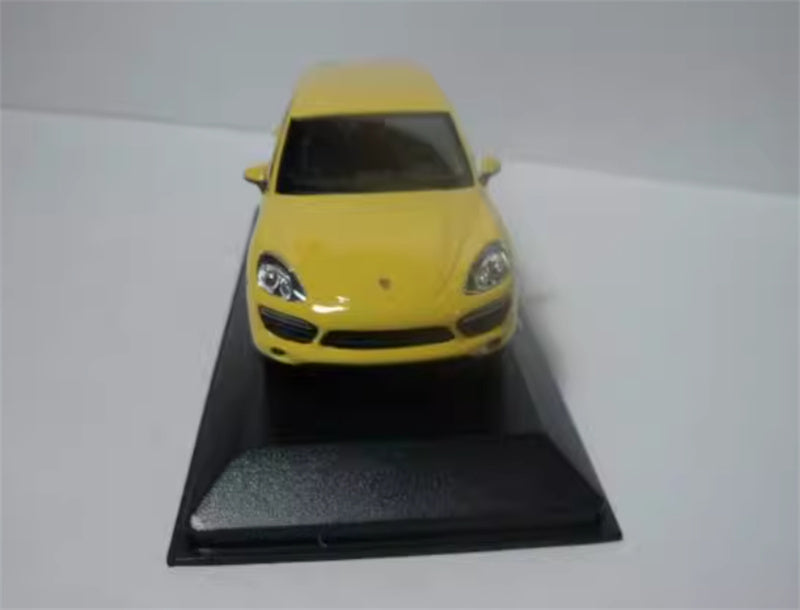 MINICHAMPS Porsche Cayenne S hybrid Yellow 1:43 Car Pre-built Model