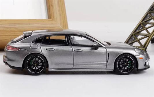 Liberty 64 Porsche Panamera Turbo S Silver Grey w/ Figure and wheels 1:64 Car Pre-built Airliner Model Display view2