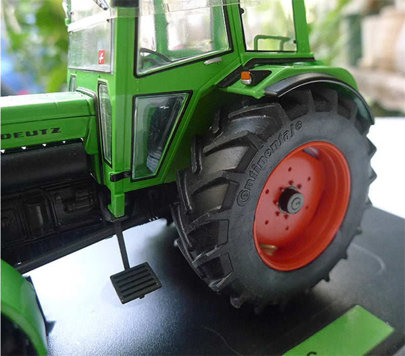 WEISE-TOYS Deutz D 80 06 tractor Emerald Green 1:32 Truck Pre-built Model