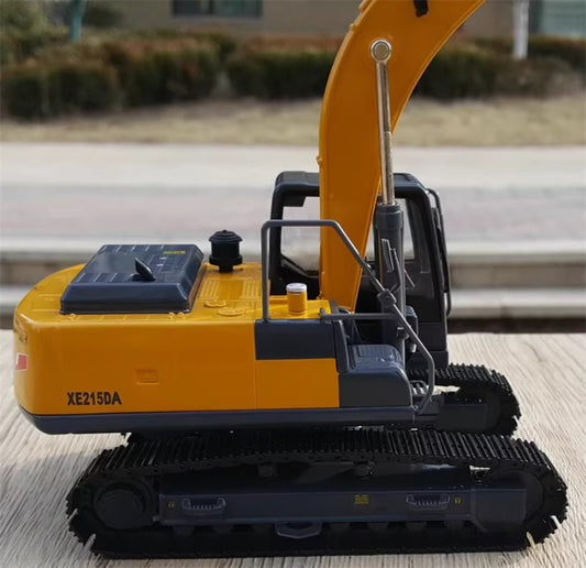 XCMG XE215DA New Excavator Yellow 1:35 Truck Pre-built Model