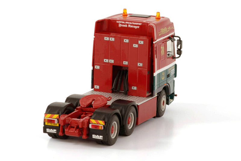 WSI DAF XF 95 SUPER SPACE CAB 6X4 FRANK NORAGER 1:50 Truck Pre-built Model