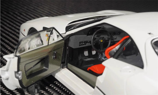 KYOSHO Ferrari F40 LM Pearl White Limited Edition 1:18 Car Pre-a Model