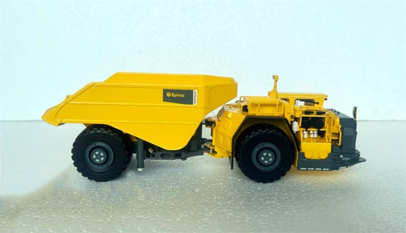 1:50 MT65 S Epiroc Yellow Diecast Model