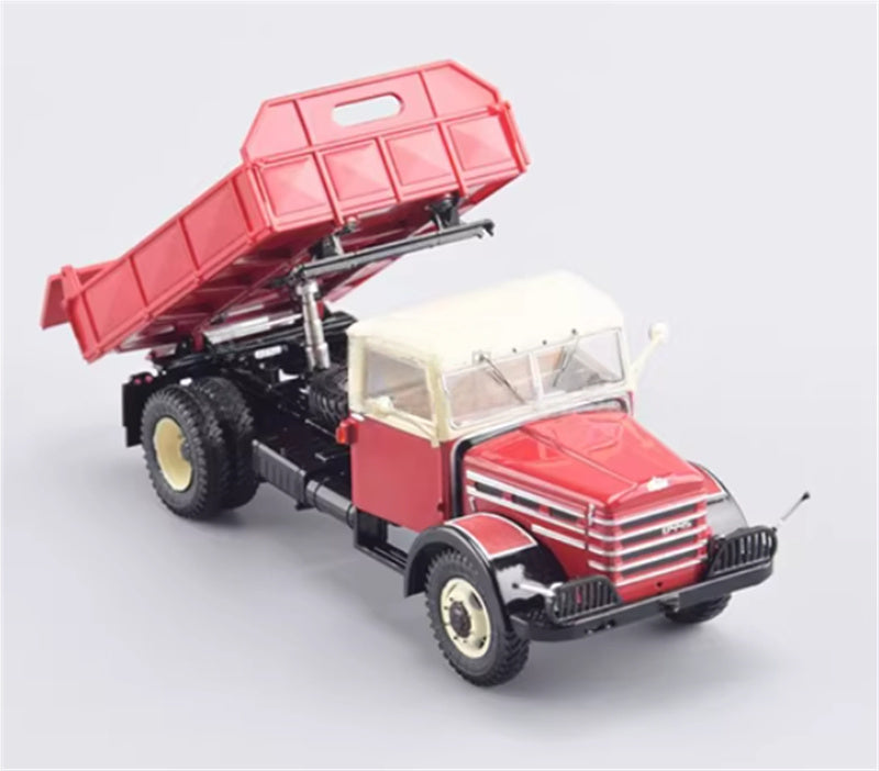 Premium ClassiXXs Csepel-D445 dump truck Red coating 1:43 Truck Pre-built Airliner Model Display view5