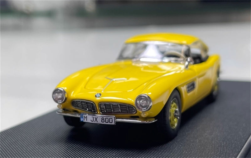 GFCC BMW 507 Roadster Retro Car 1957 Yellow Convertible hardtop 1:64 car Pre-built Model view6
