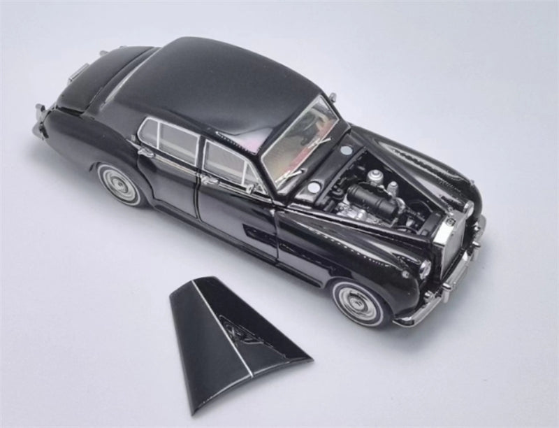GFCC 1965 Rolls Royce Silver Cloud III classic car Black LHD 1:64 car Pre-built Model view8