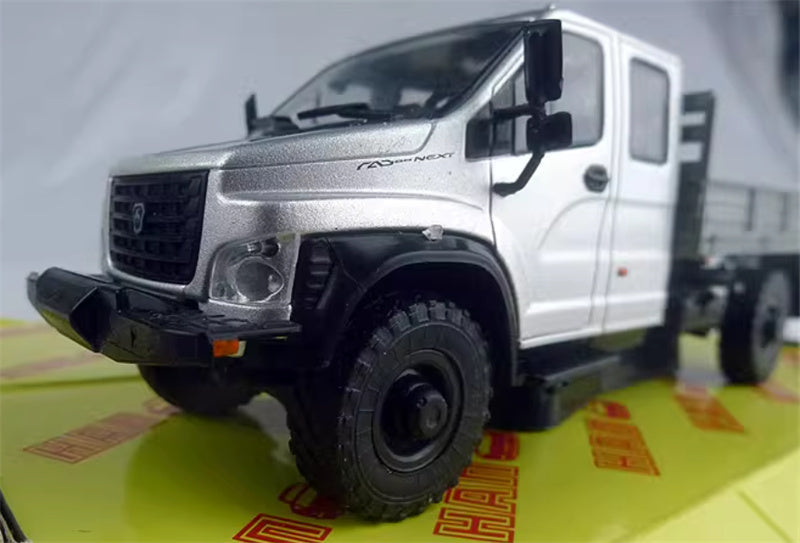 HAW RA3 C42 A33 Soviet Union Russian civilian pickup truck silver 1:43 Truck Pre-built Model